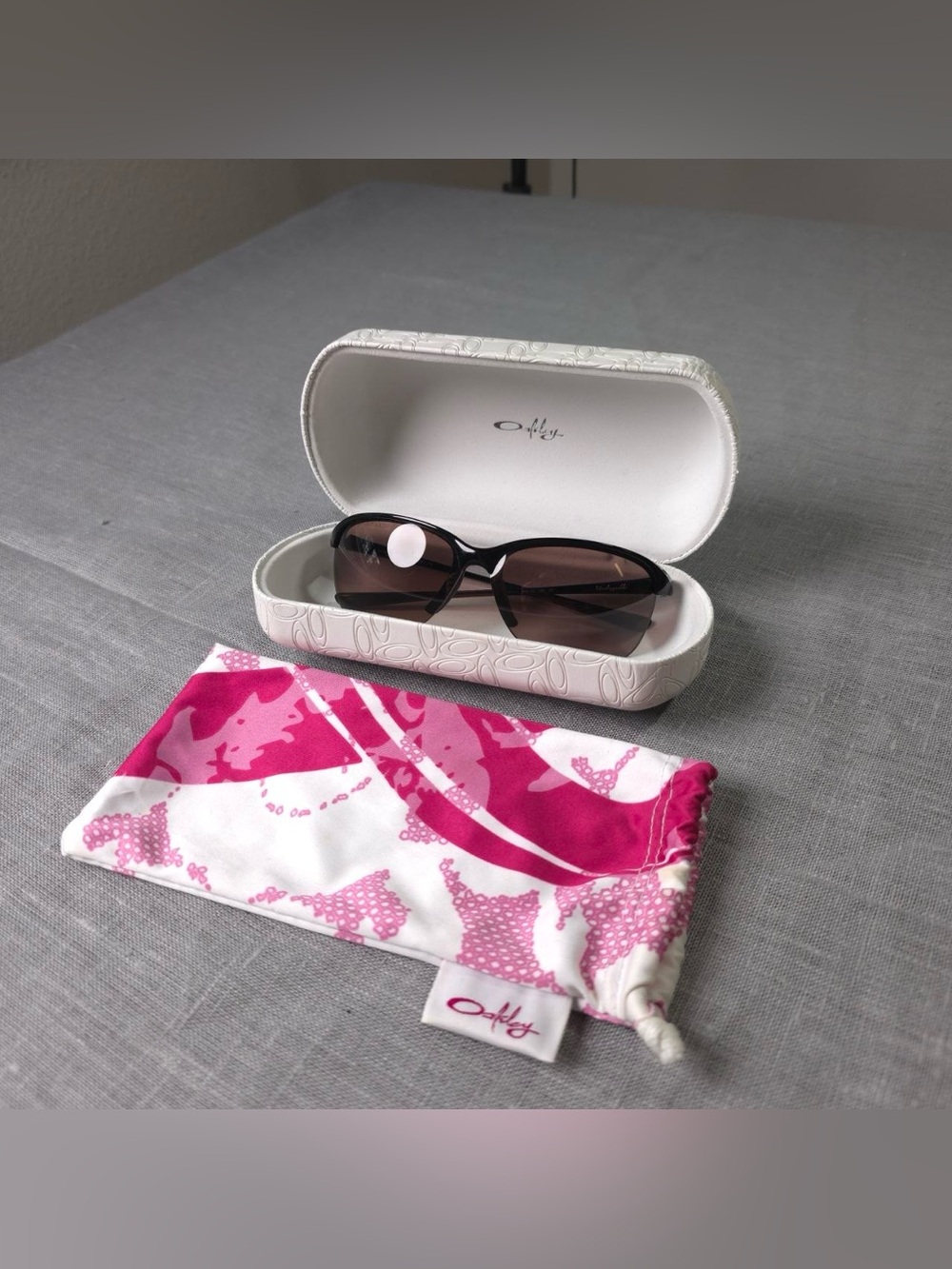 Oakley Unstoppable OO 9191 Polarized Sunglasses Womens Black Case